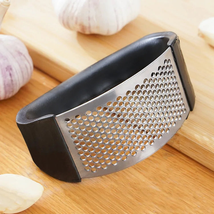Stainless Steel Garlic Press — Manual Garlic Mincer & Crusher | Multifunctional Kitchen Tool for Garlic, Ginger & Vegetables