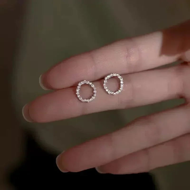 Minimalist Crystal Circle Pendant Necklace — Gold Color Chain