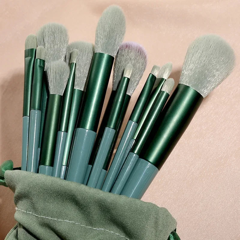 Professional Makeup Brush Set — 13/22 Piece Complete Kit