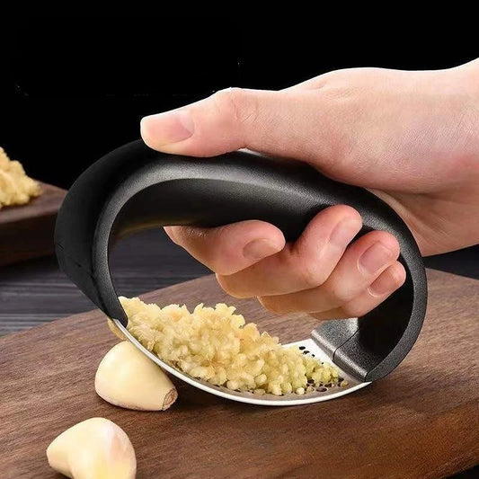 Stainless Steel Garlic Press — Manual Garlic Mincer & Crusher | Multifunctional Kitchen Tool for Garlic, Ginger & Vegetables